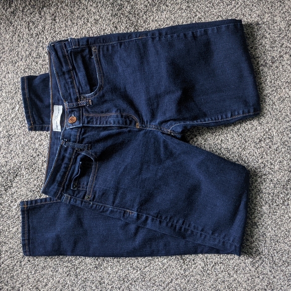 NWOT Gap Dark Wash Skinny Jeans - Picture 4 of 6